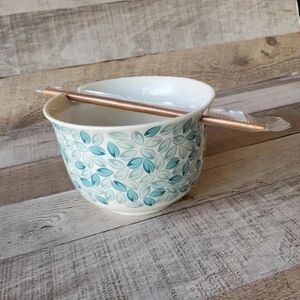 Noodle Bowl with Wooden Chopsticks sz 24 fl oz NIB/NWT